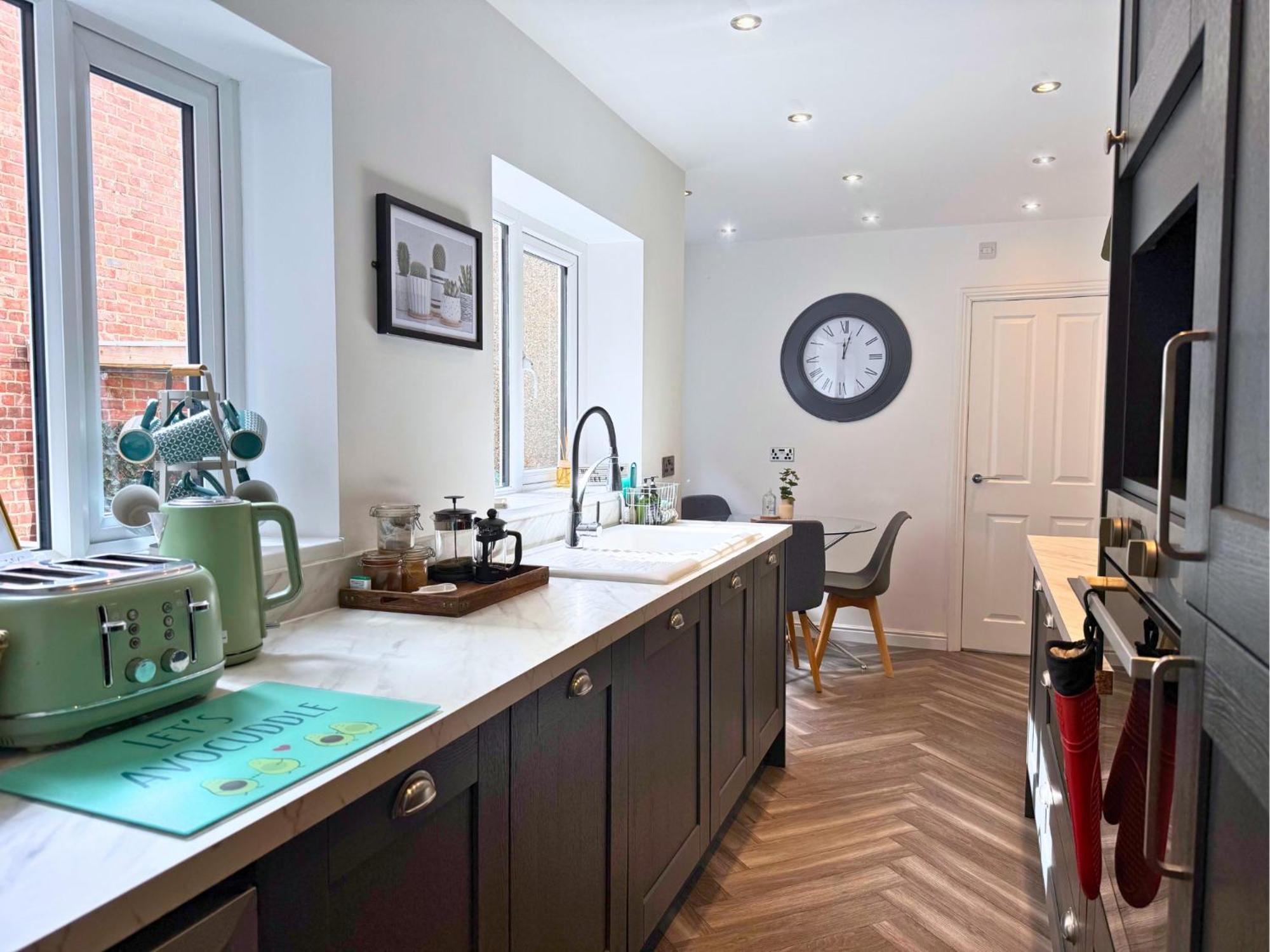 Hot Tub, Free Parking, Near Shops & Restaurants, Location 1M To City Jesmond Exterior foto